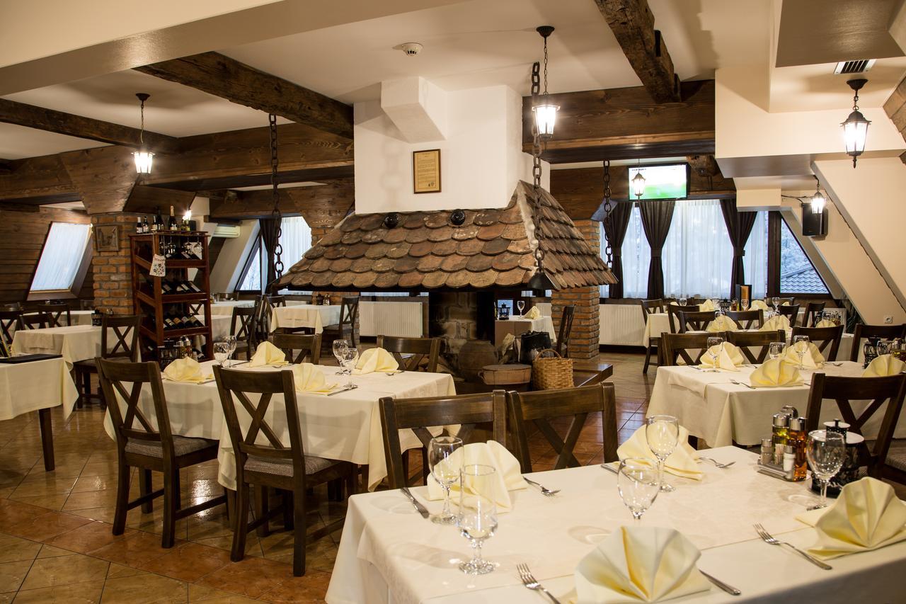 Hotel Babino Brdo Derventa Extérieur photo